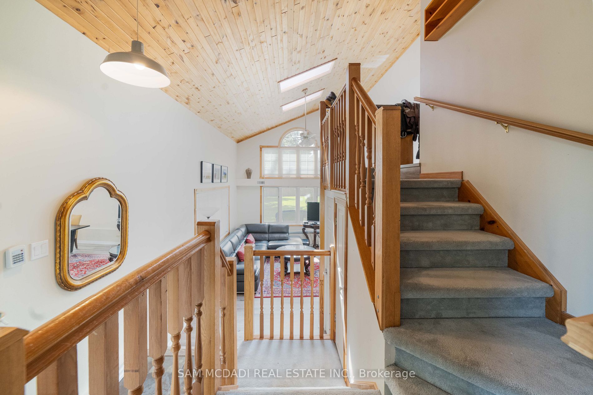 2252 Joyce St