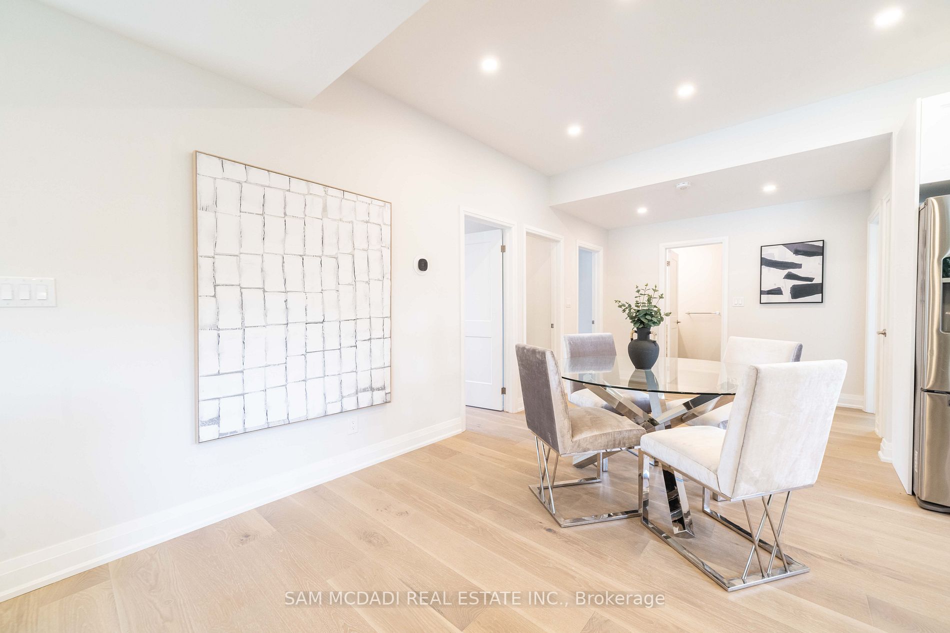 2252 Joyce St