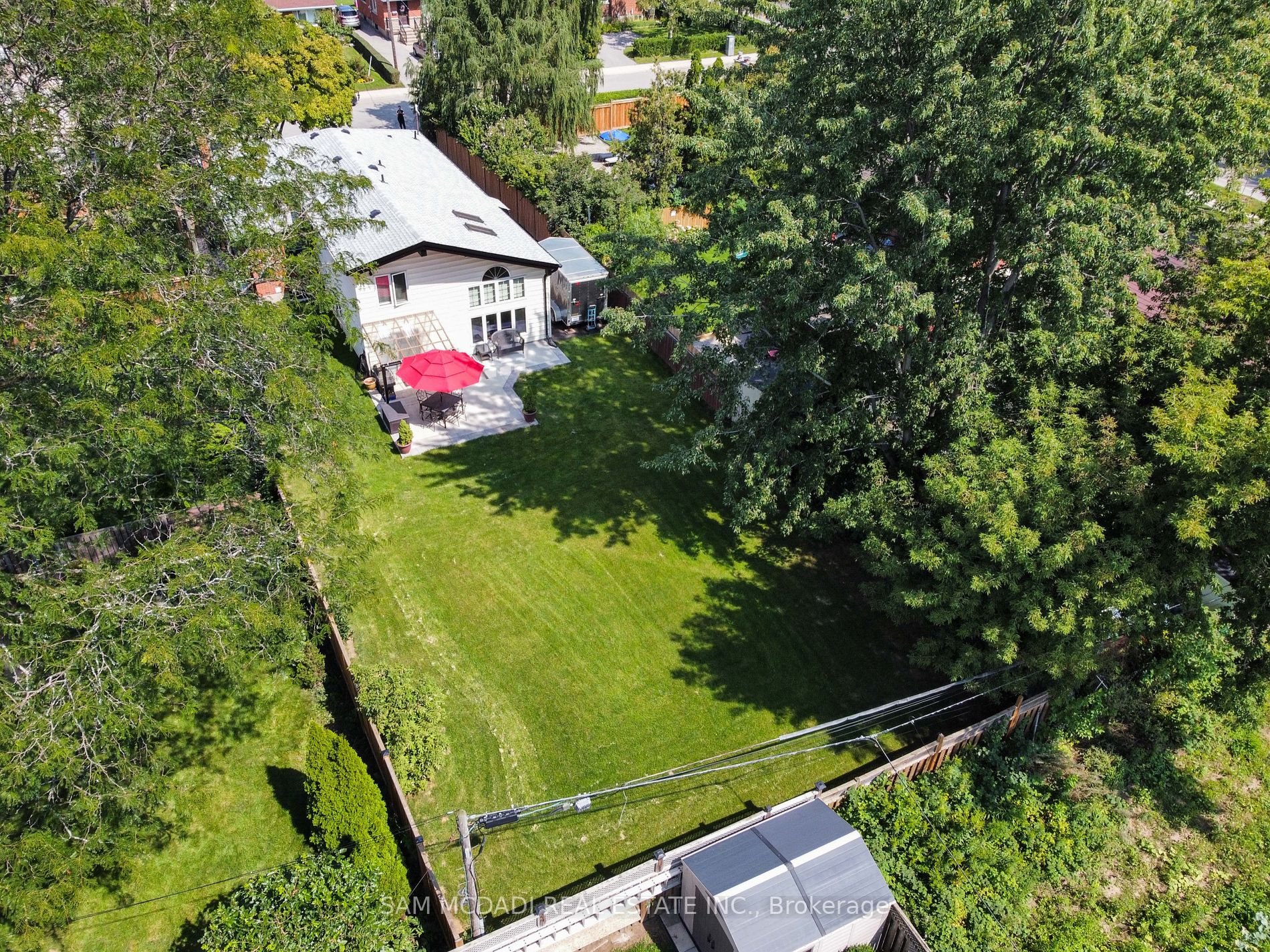 2252 Joyce St