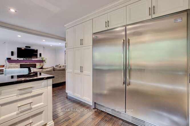 1270 Rose Crt