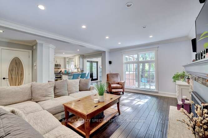 1270 Rose Crt