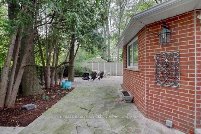 1270 Rose Crt