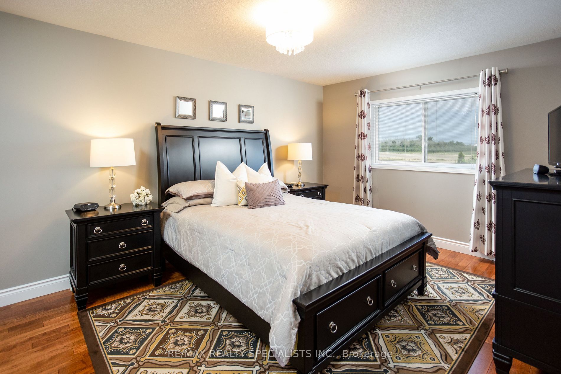 34 Collingwood Ave