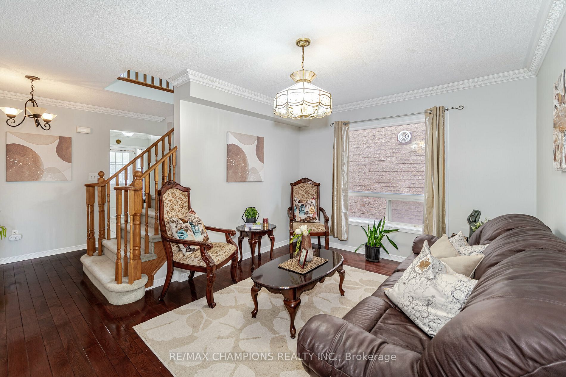 224 Richvale Dr S