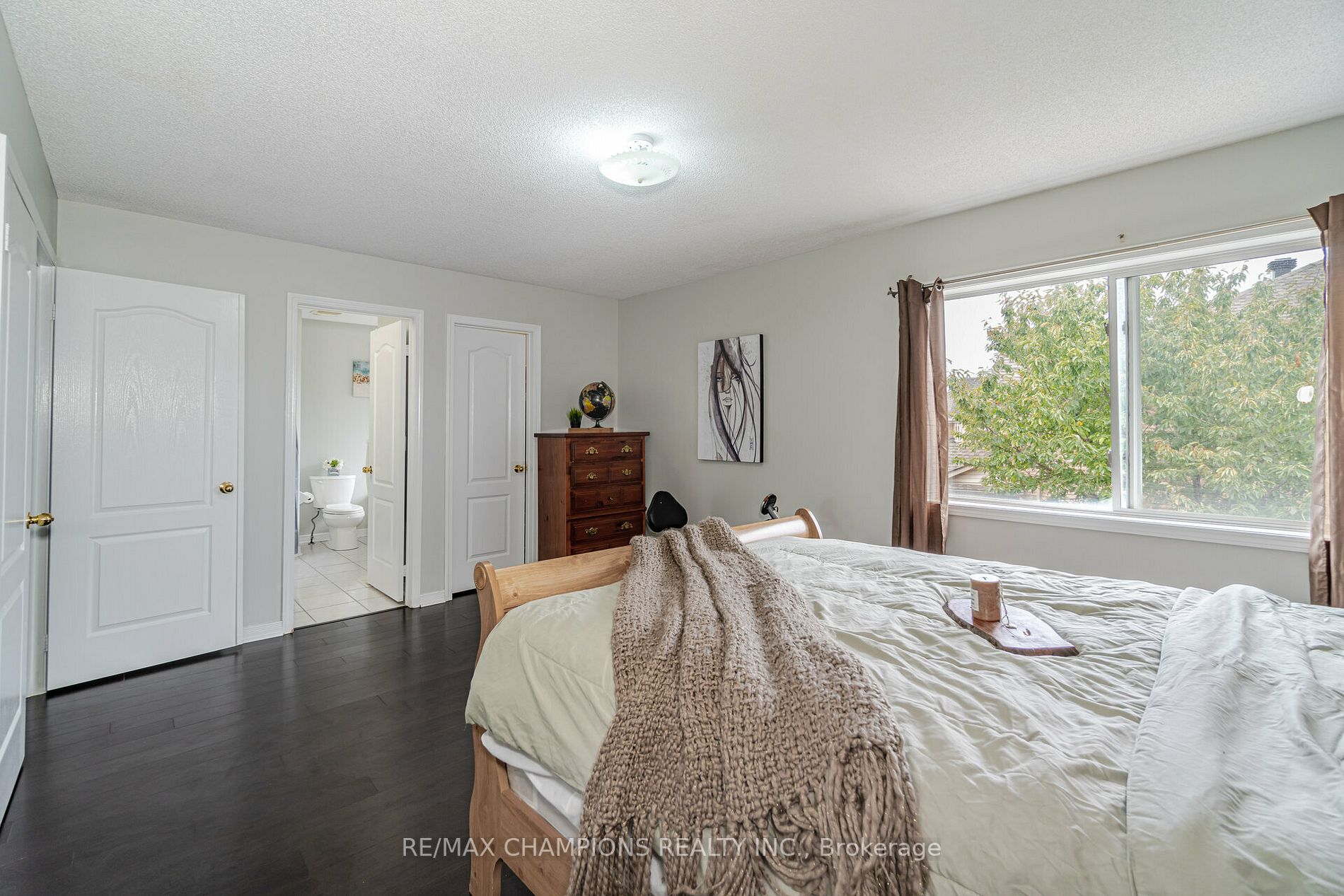 224 Richvale Dr S