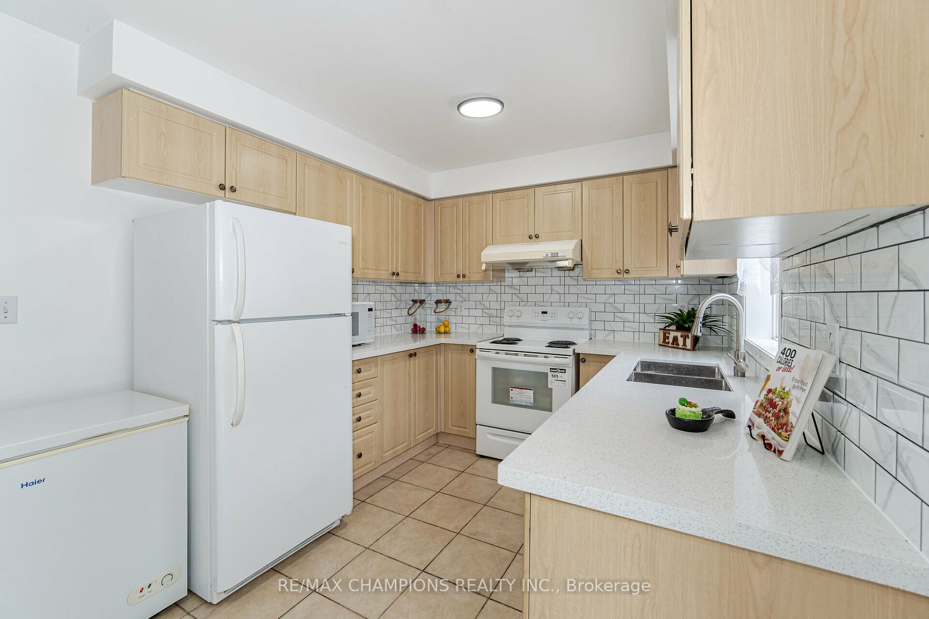 224 Richvale Dr S