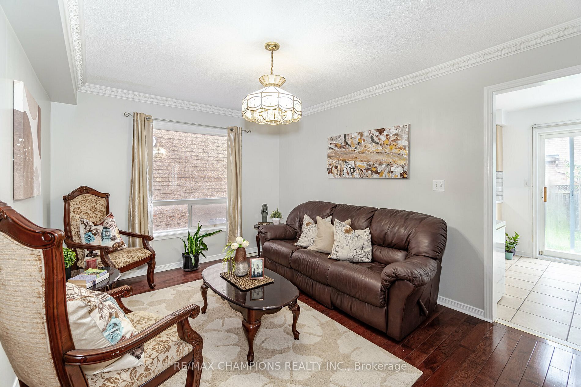 224 Richvale Dr S