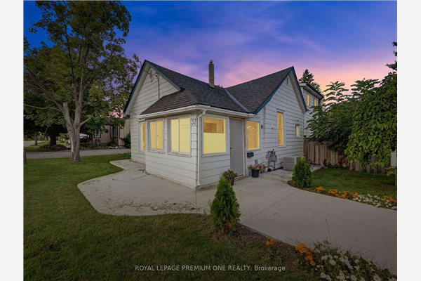 37 John St, Orangeville