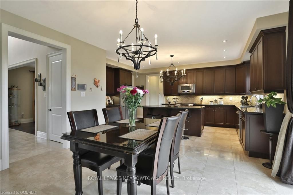 12 Davidson Drive