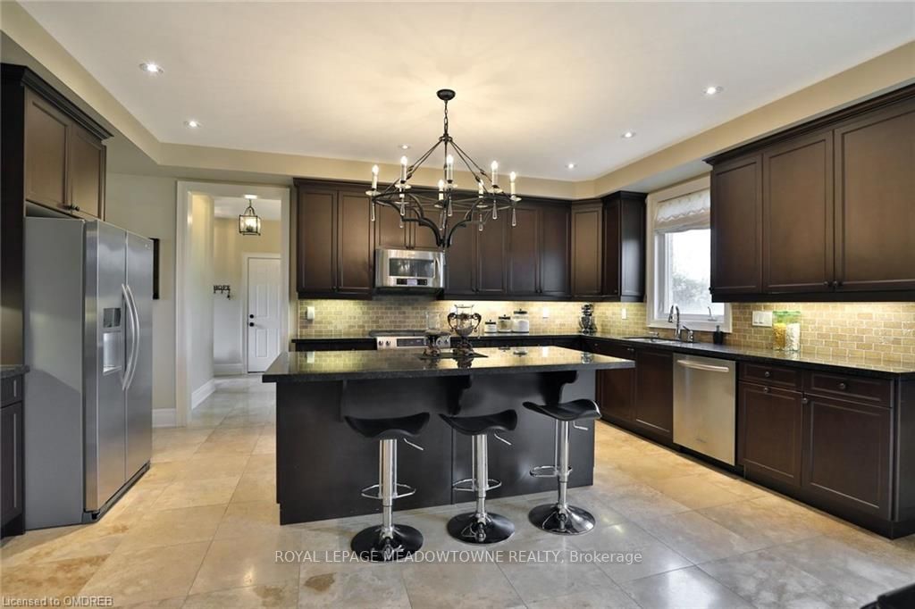 12 Davidson Drive