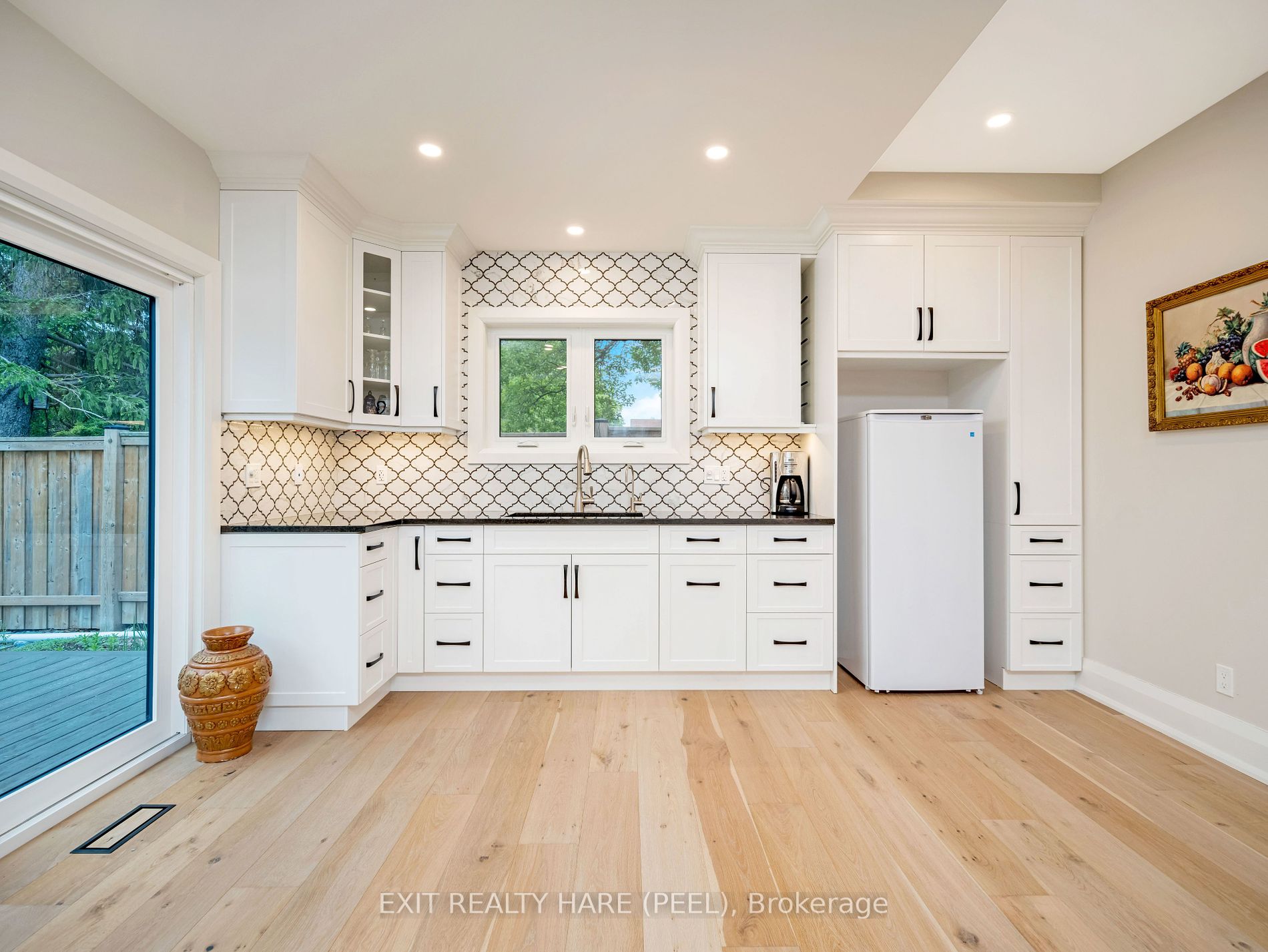 37 Fagan Dr
