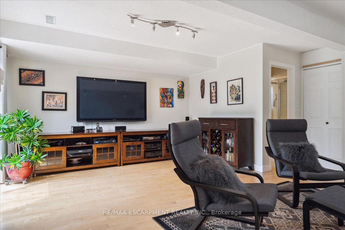 Listing W6788748 - Large Photo # 23
