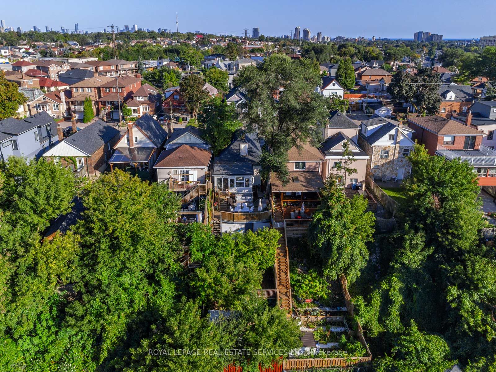 30 Aileen Ave