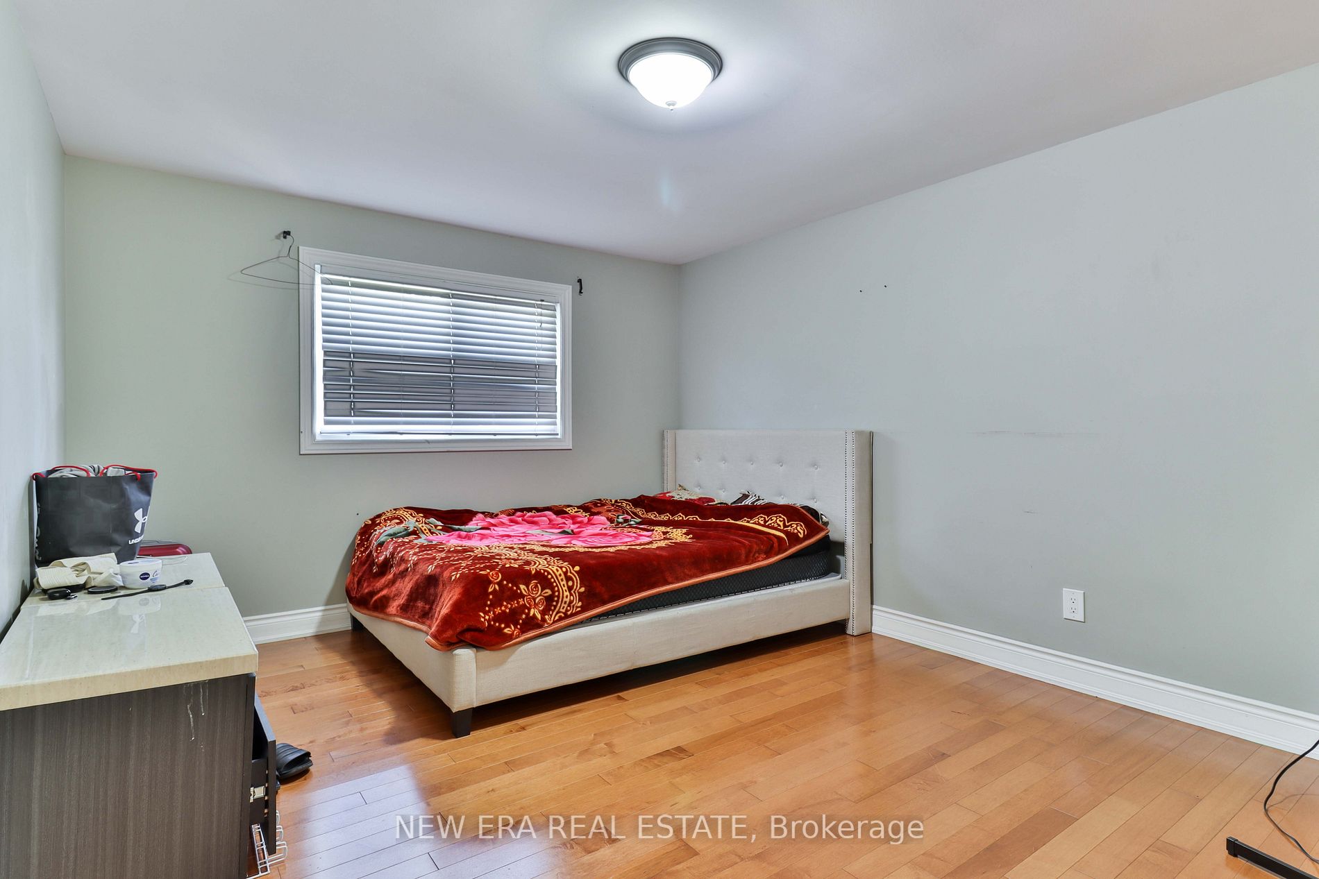 30 Myrtle Crt