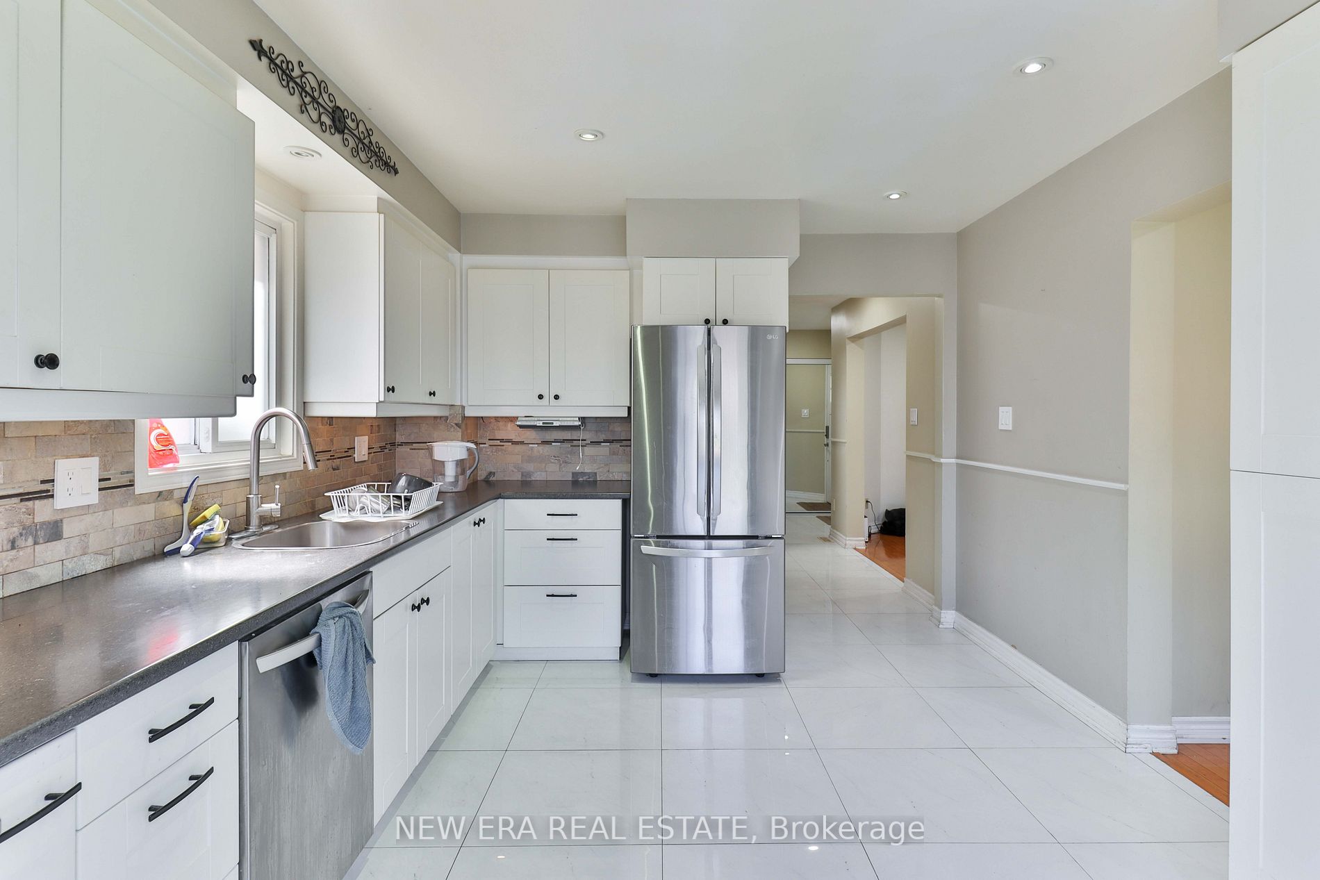 30 Myrtle Crt