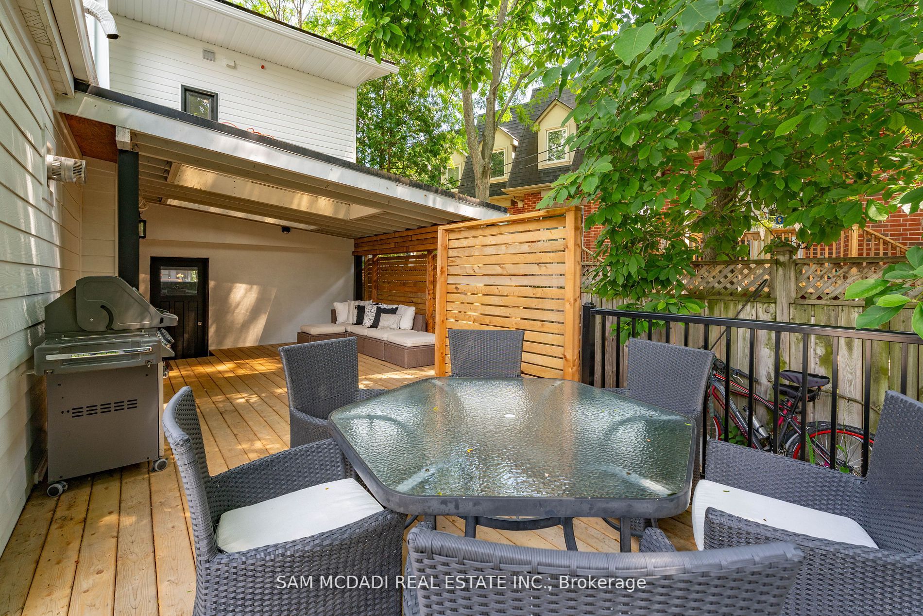 12 Wesley Avenue