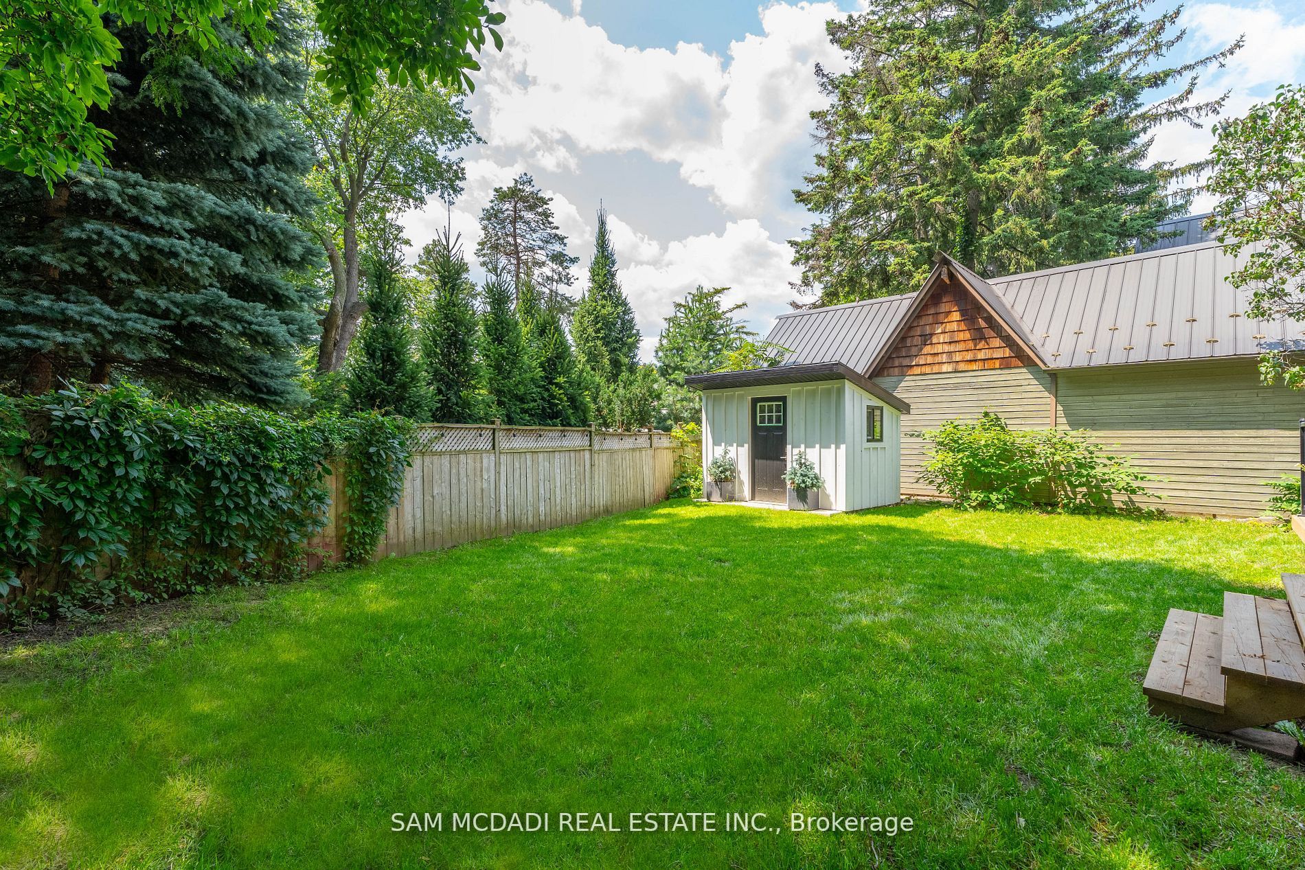 12 Wesley Avenue