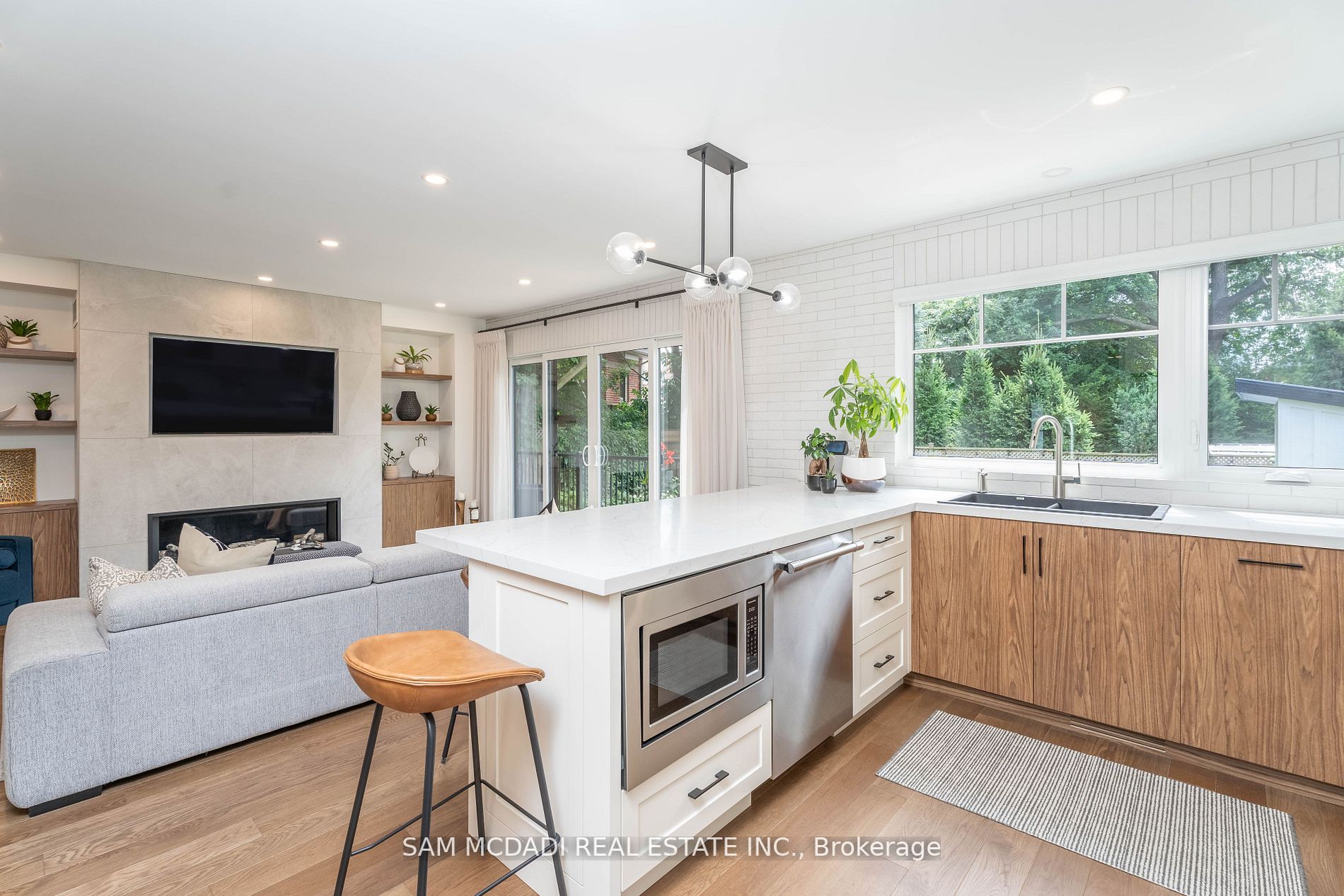 12 Wesley Avenue