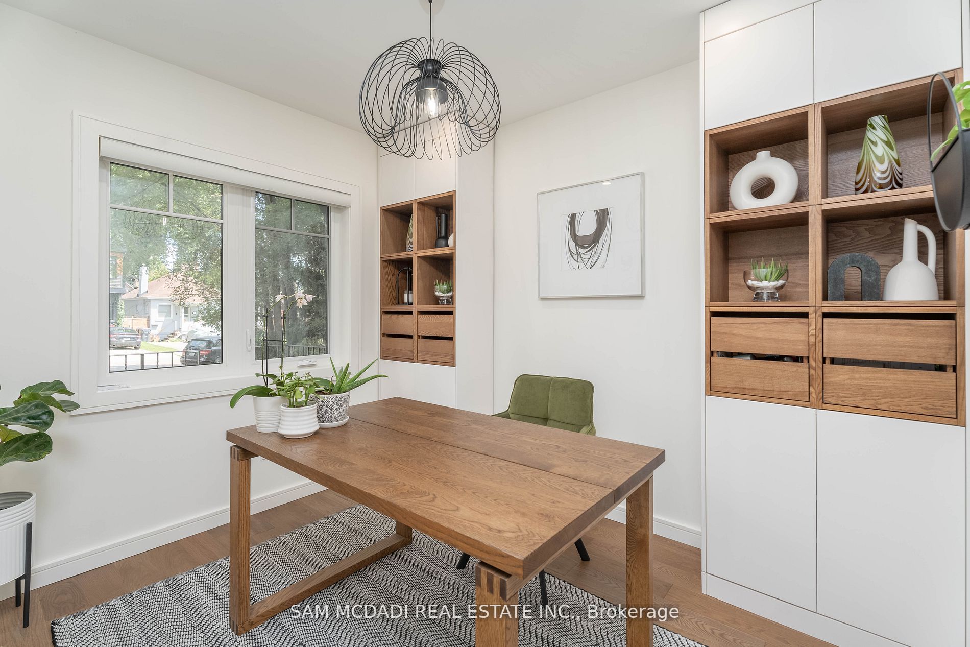 12 Wesley Avenue