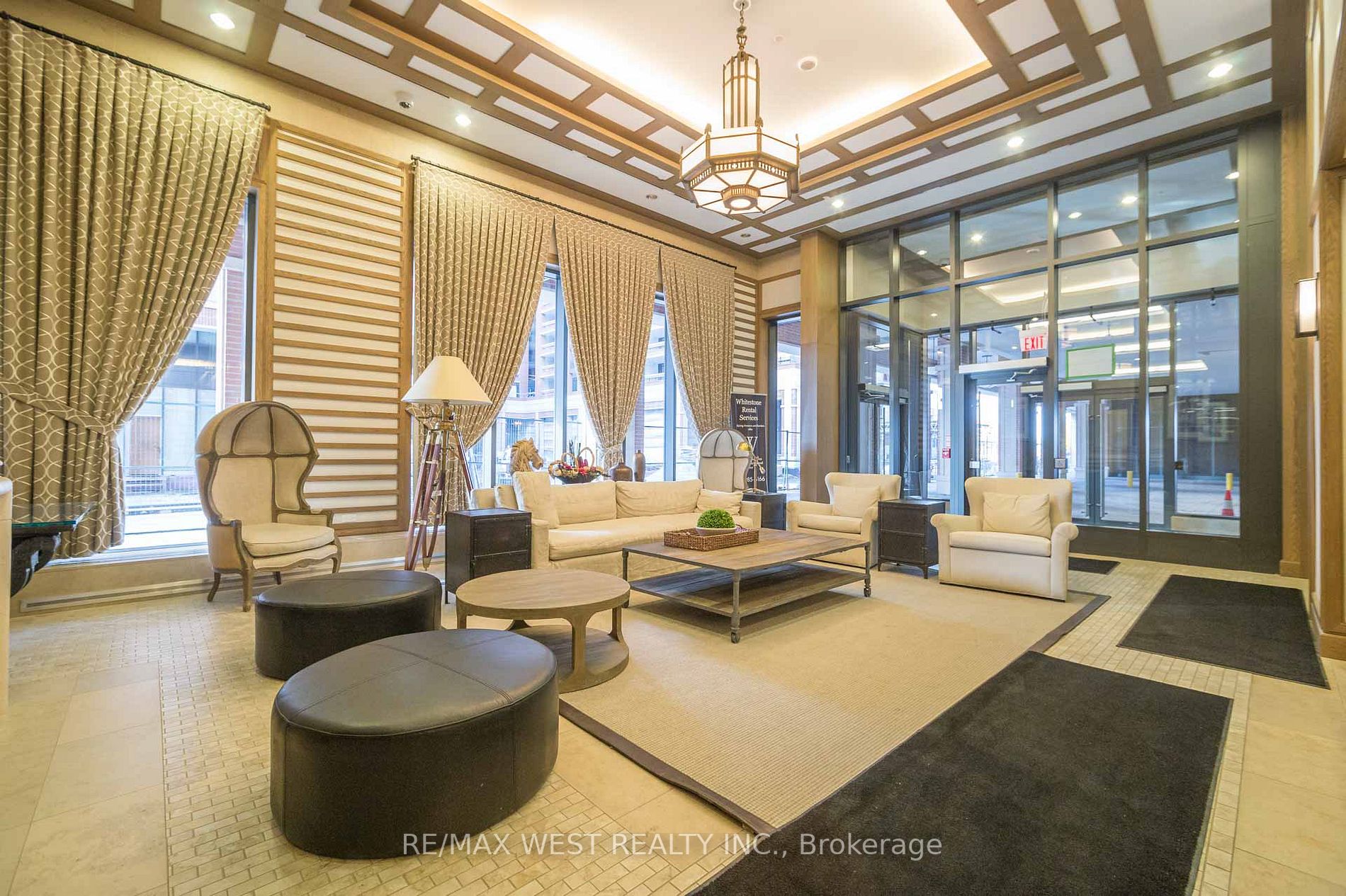 800 Lawrence Ave W, #401