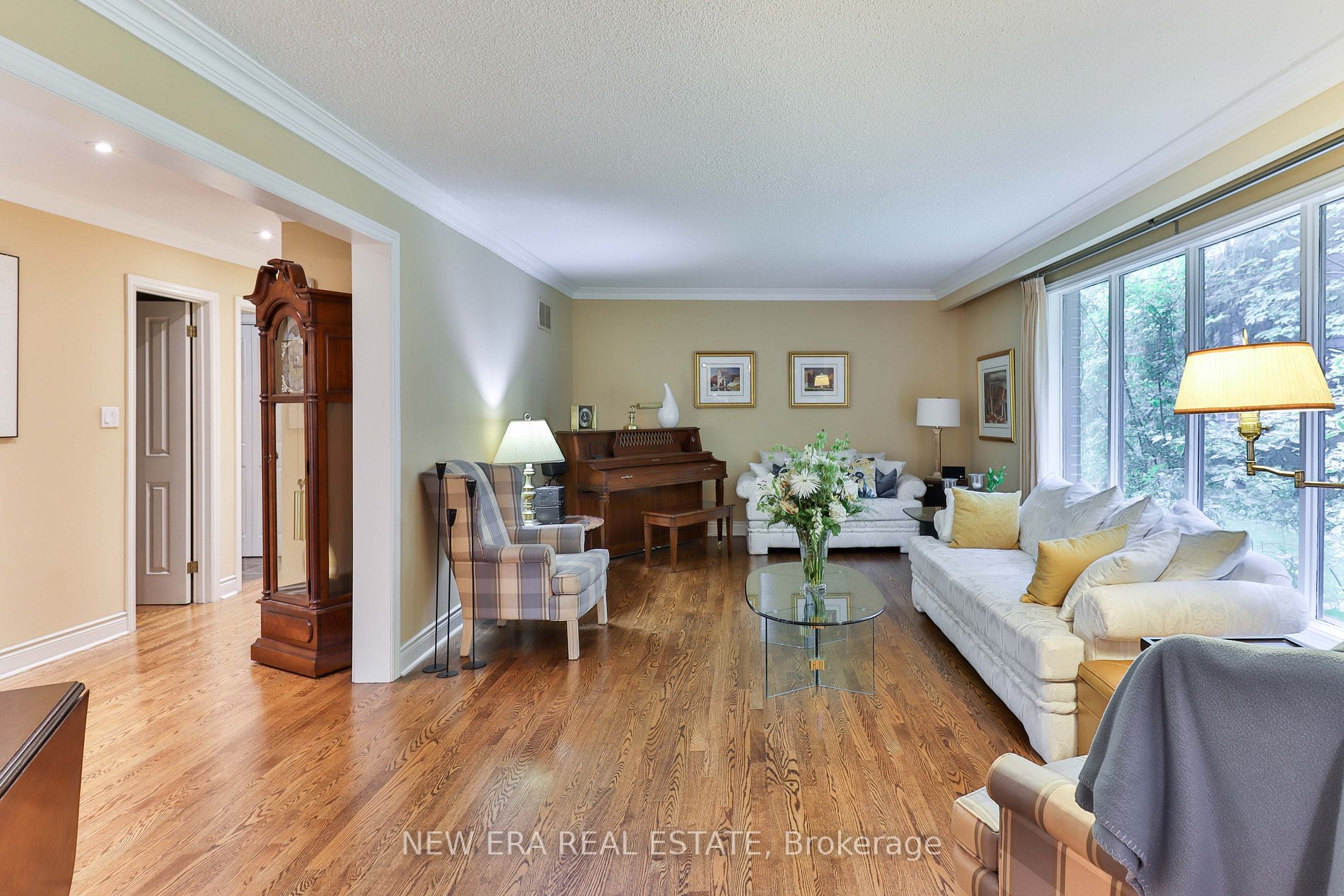 1244 Woodland Ave