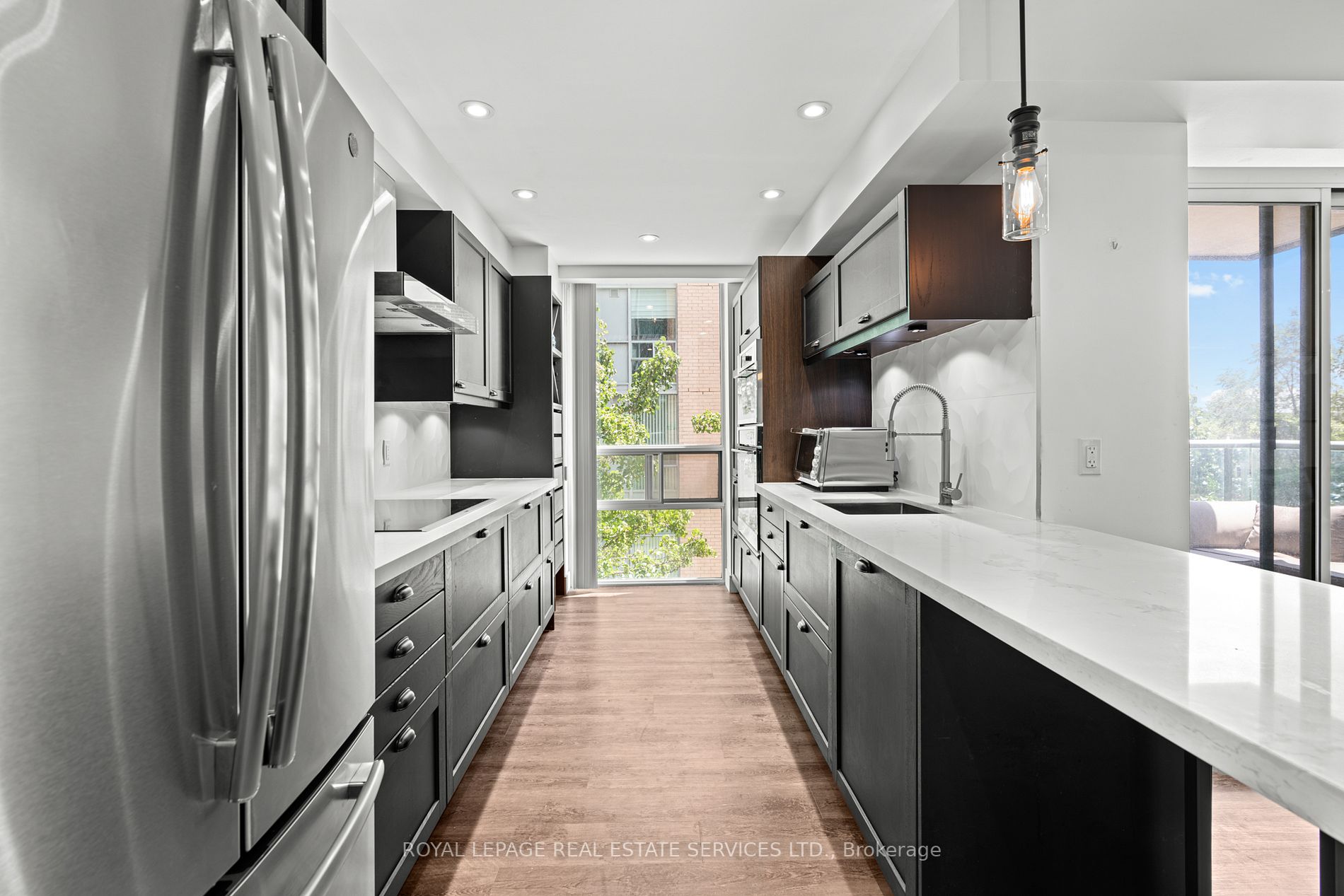 11 Michael Power Pl, #203