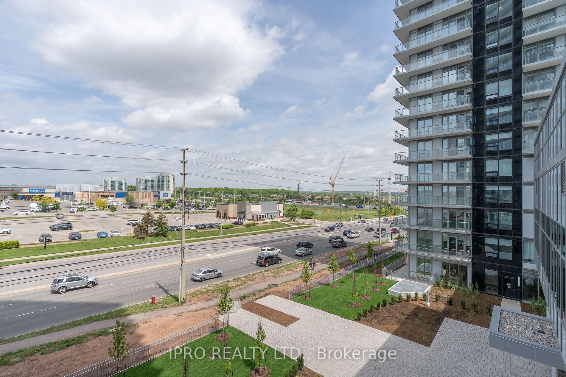 4655 Metcalfe Ave, #404B