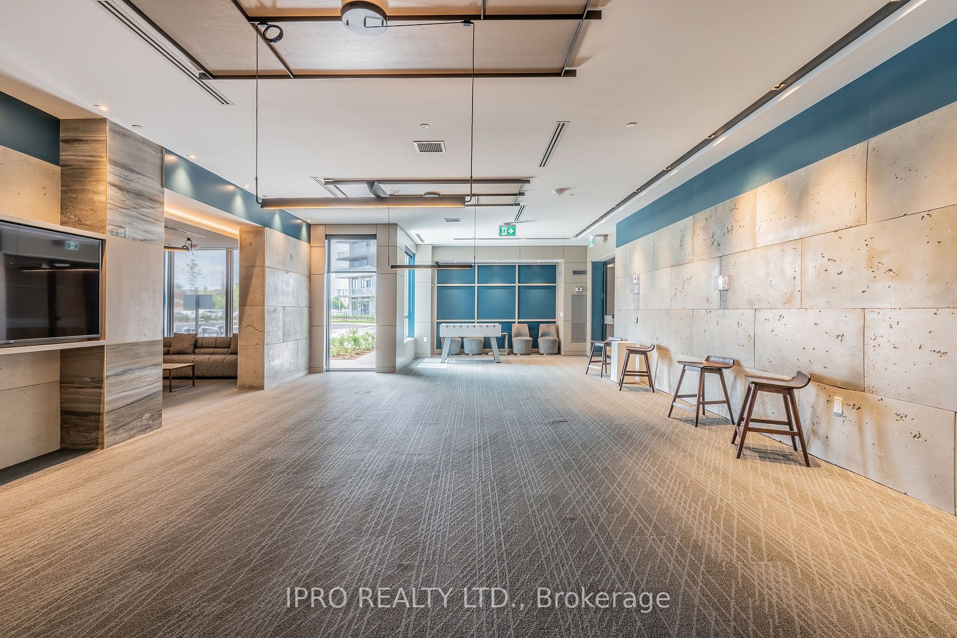 4655 Metcalfe Ave, #404B