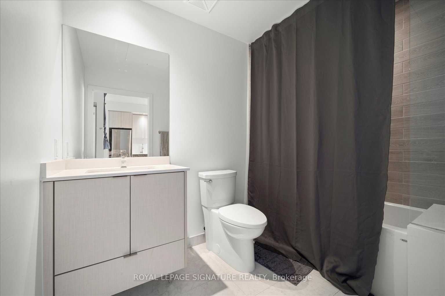 1926 Lake Shore Blvd W, #4015