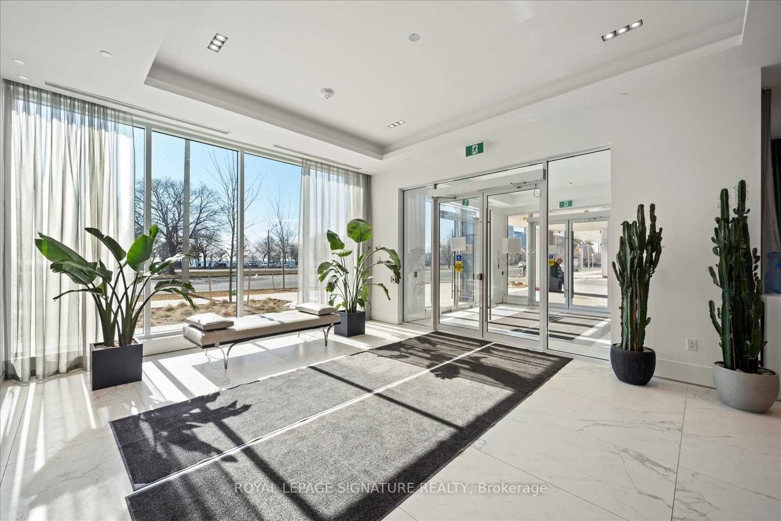 1926 Lake Shore Blvd W, #4015