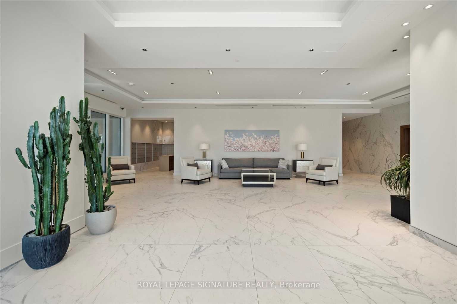 1926 Lake Shore Blvd W, #4015