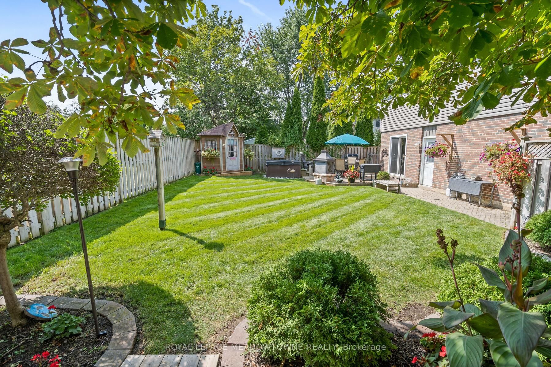 2 Metcalfe Court