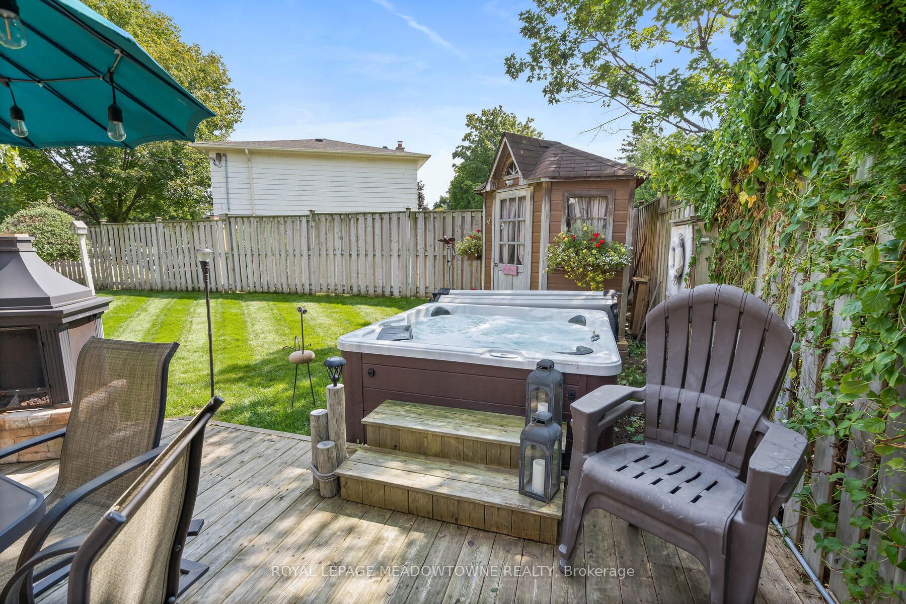 2 Metcalfe Court