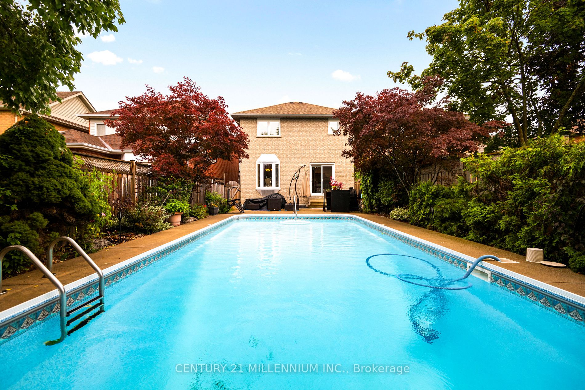 67 Wildberry Cres