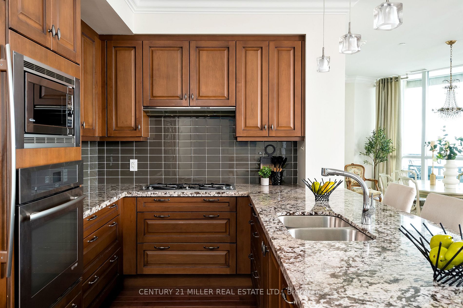 11 Bronte Rd, #615
