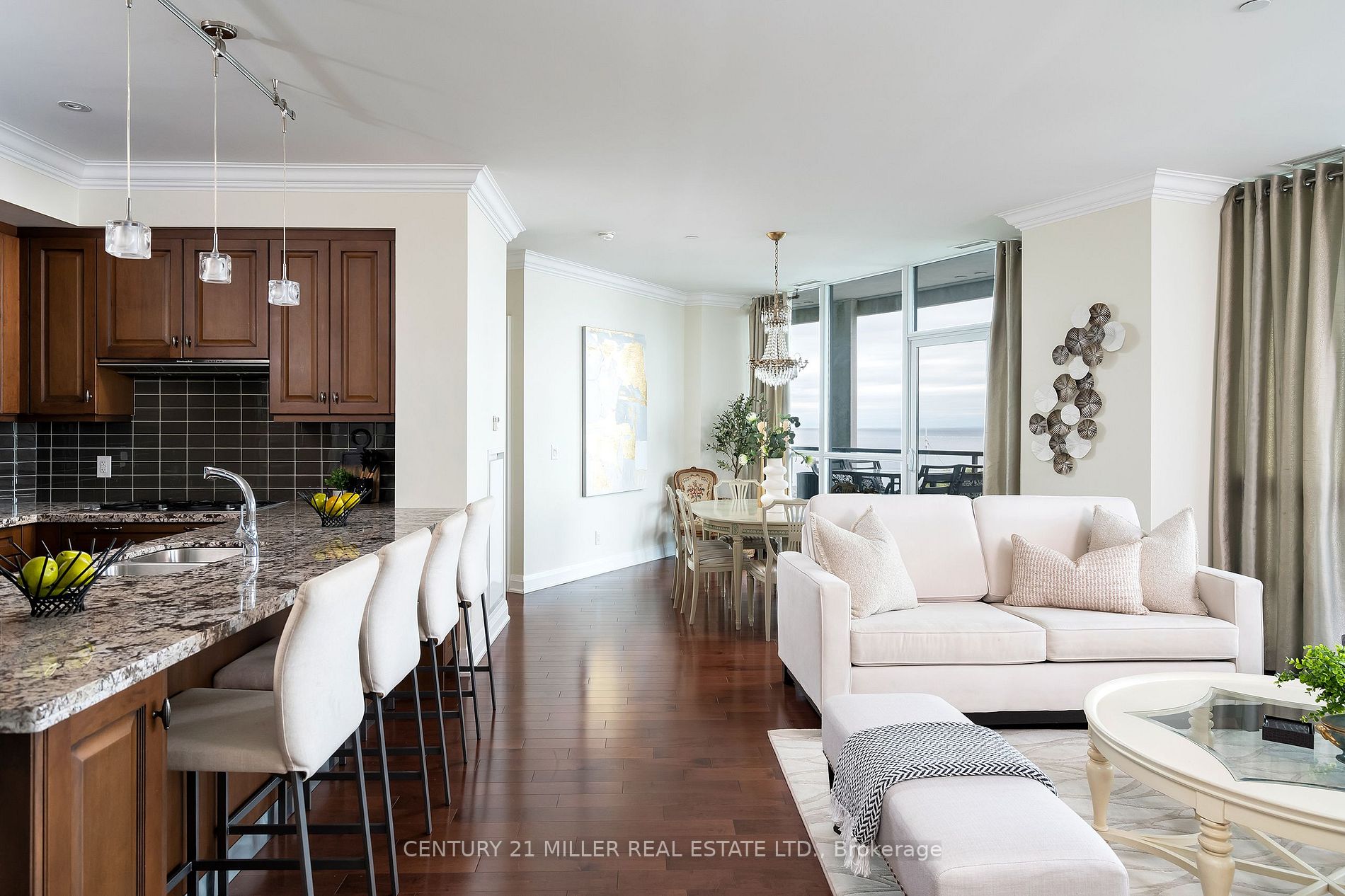 11 Bronte Rd, #615