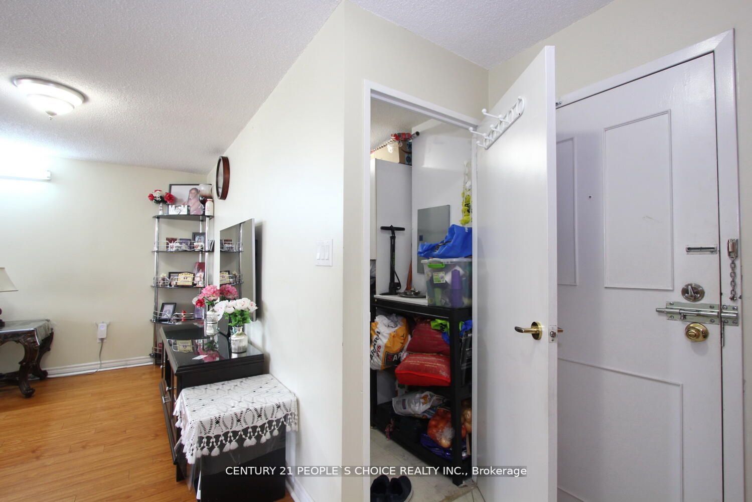 Listing W6789442 - Large Photo # 6