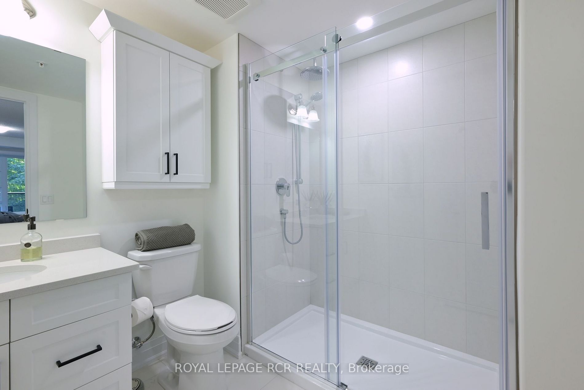 105 Spencer Avenue, #208
