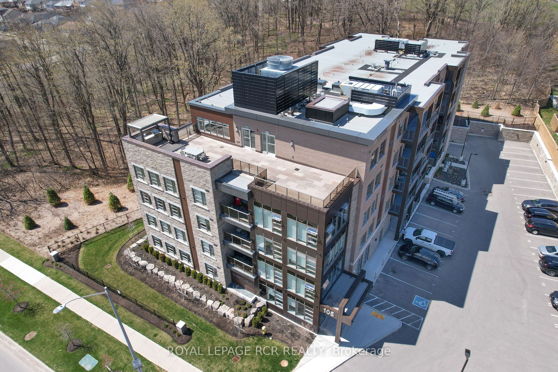 105 Spencer Avenue, #208