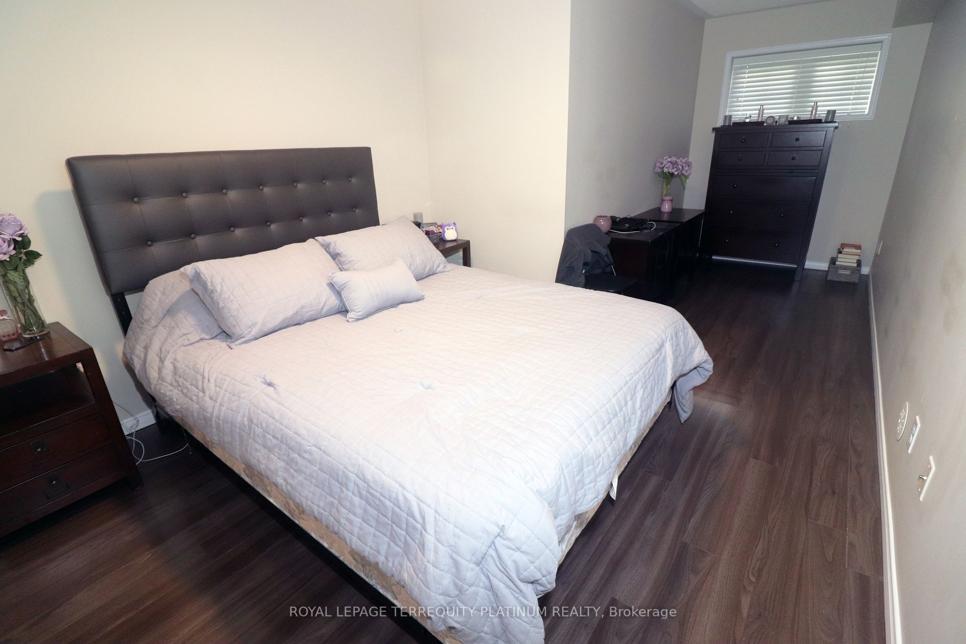 2468 Post Rd S, #27