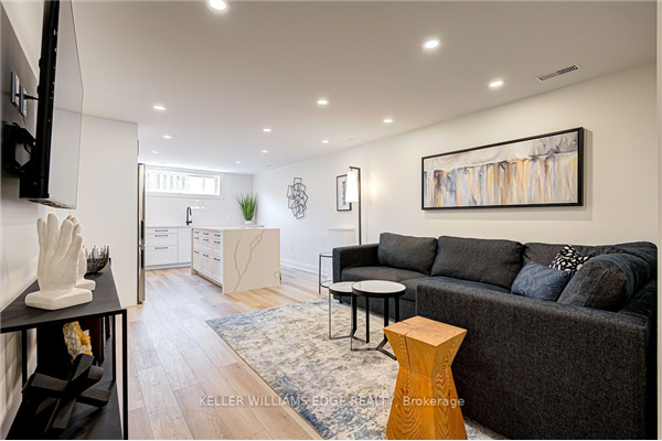 1456 Olga Dr, Burlington