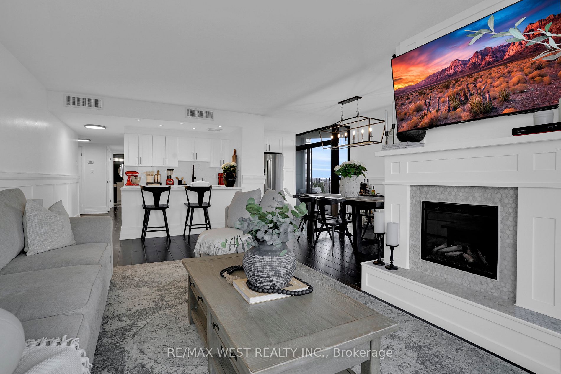 1333 Bloor St, #1217