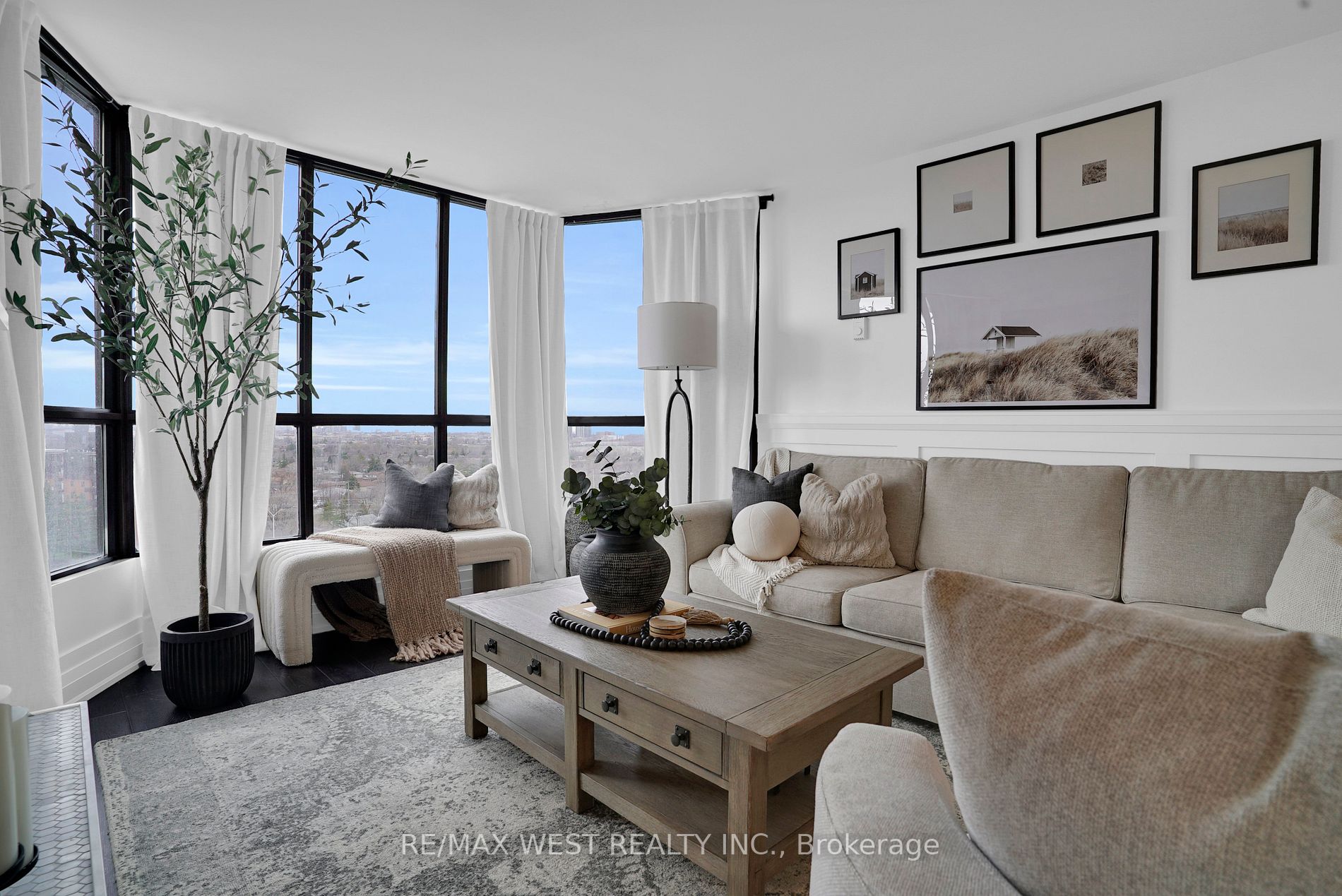 1333 Bloor St, #1217