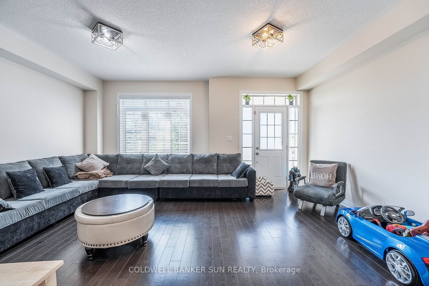 172 Parkinson Crescent, ##15