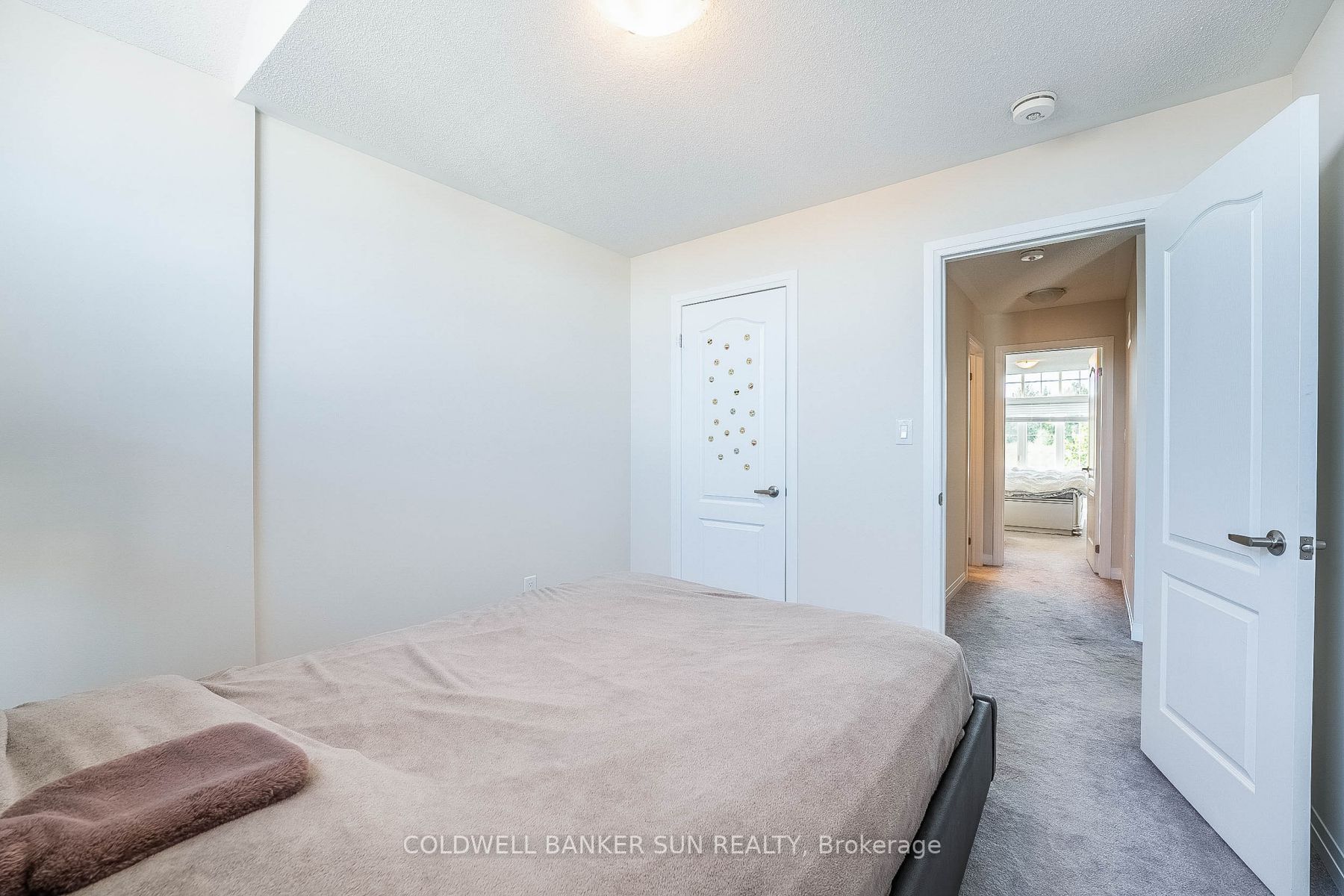 172 Parkinson Crescent, ##15