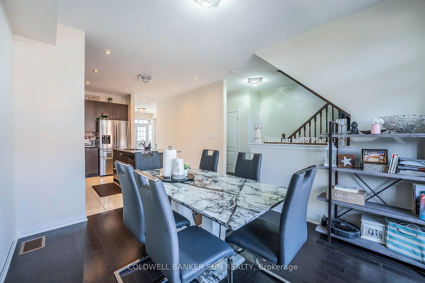 172 Parkinson Crescent, ##15