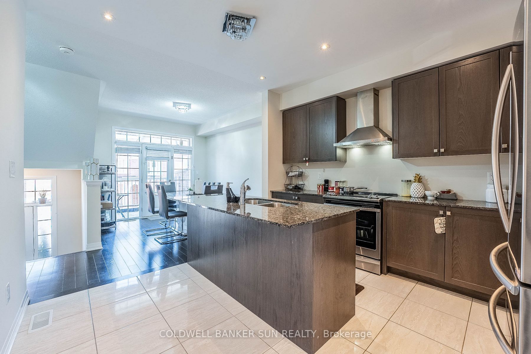172 Parkinson Crescent, ##15