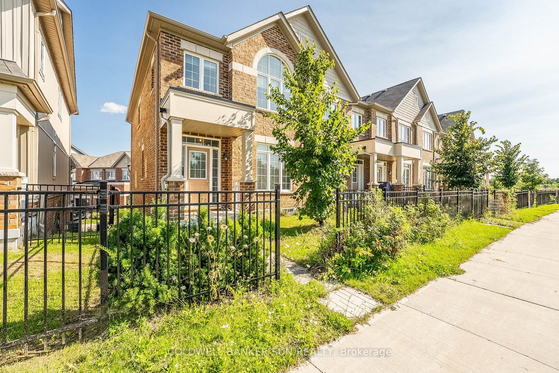172 Parkinson Crescent, ##15