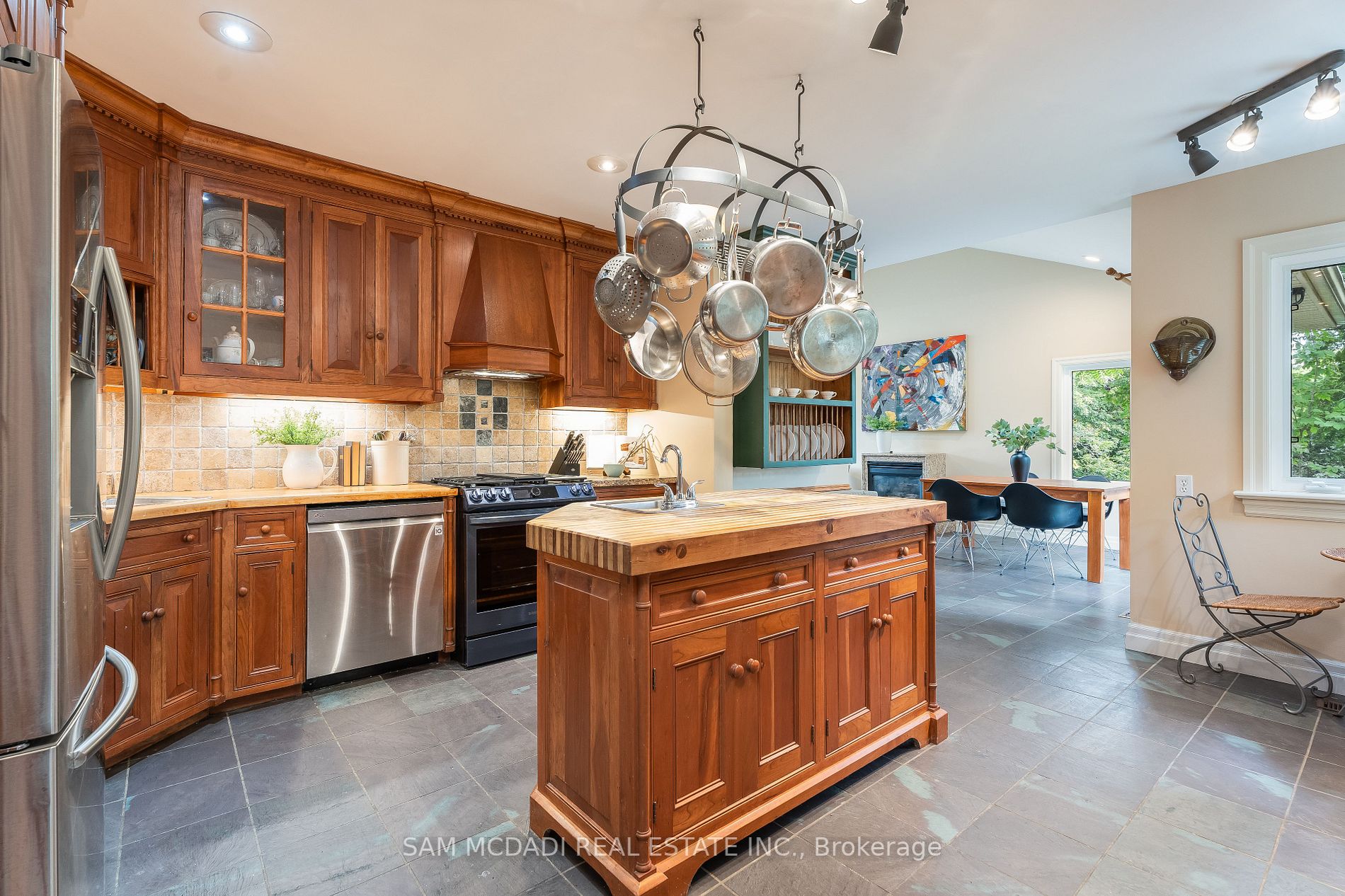 1500 Trenholme Dr