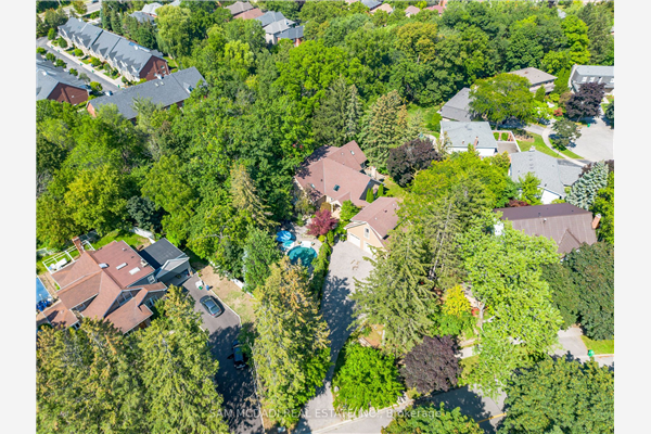 1500 Trenholme Dr, Mississauga